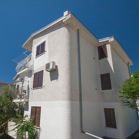 Blue Sky Baska Apartamento Exterior foto